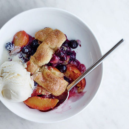 blueberry nectarine pandowdy